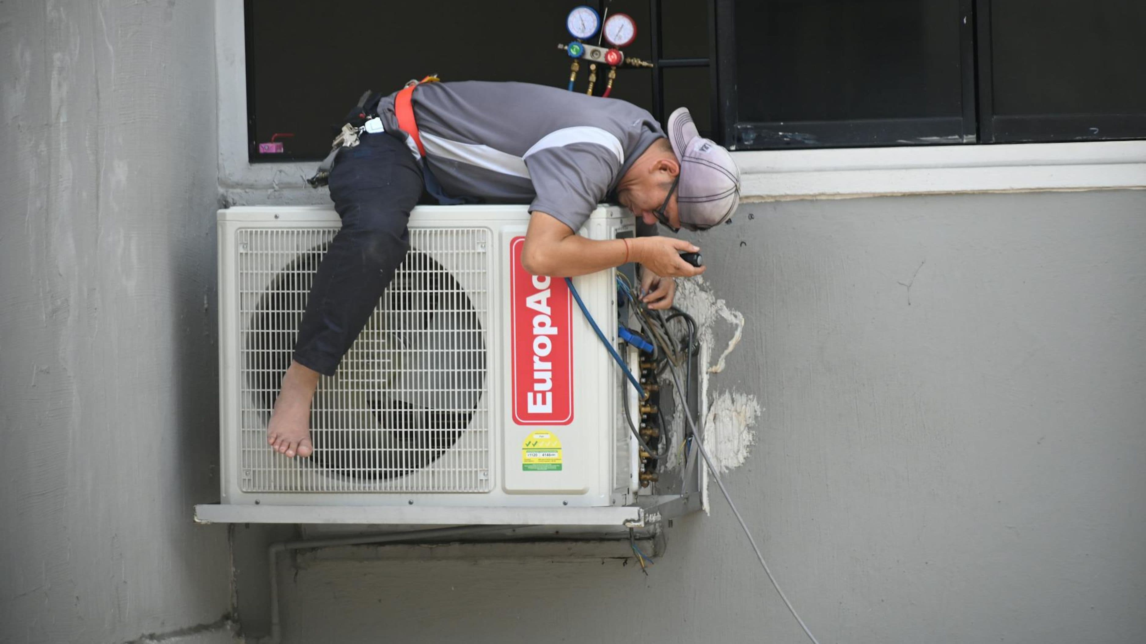 Air Conditioning Maintenance and Repair: DIY Vs Professional Service