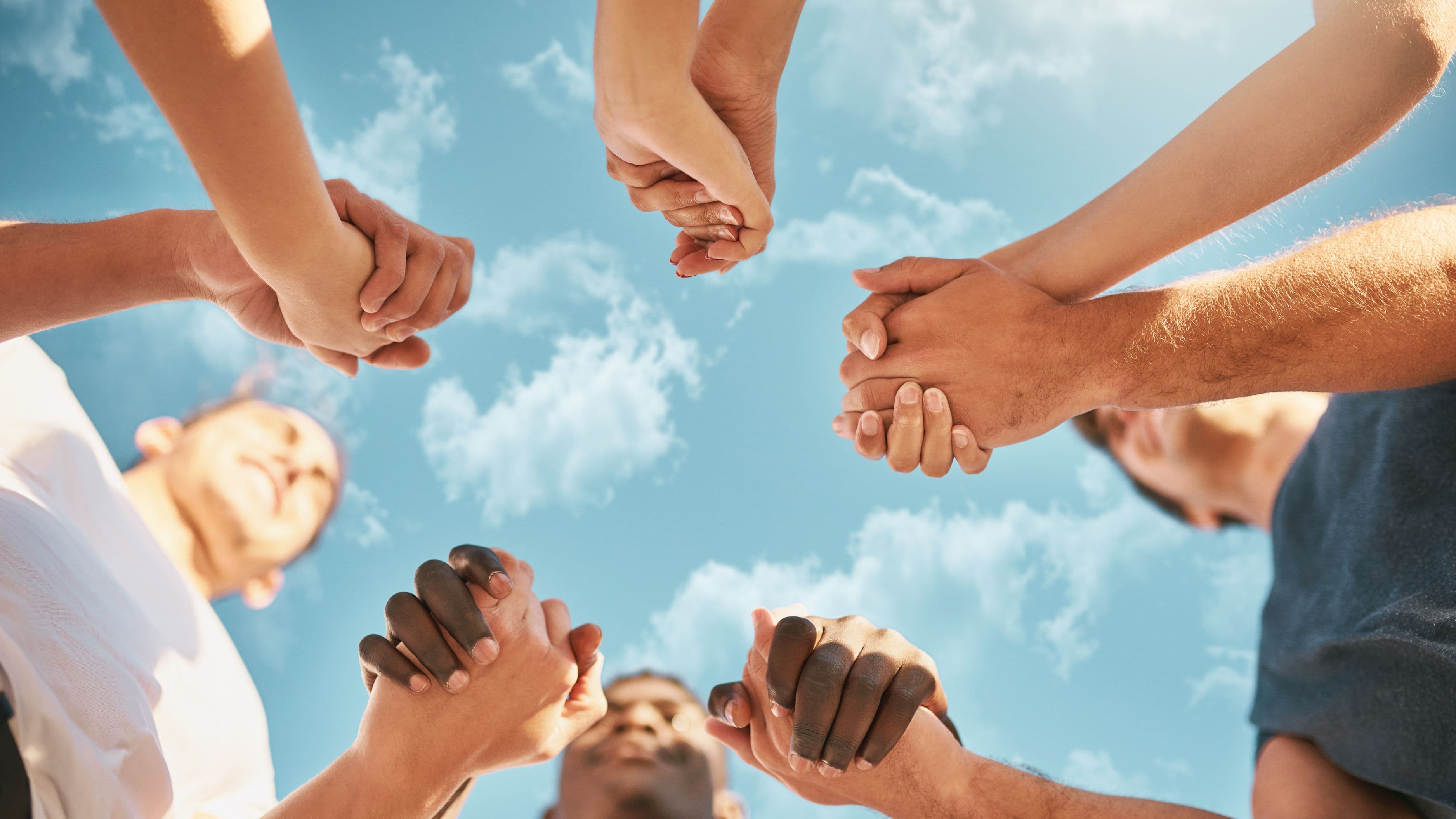 How to Navigate Changing Friendships in Your 30s