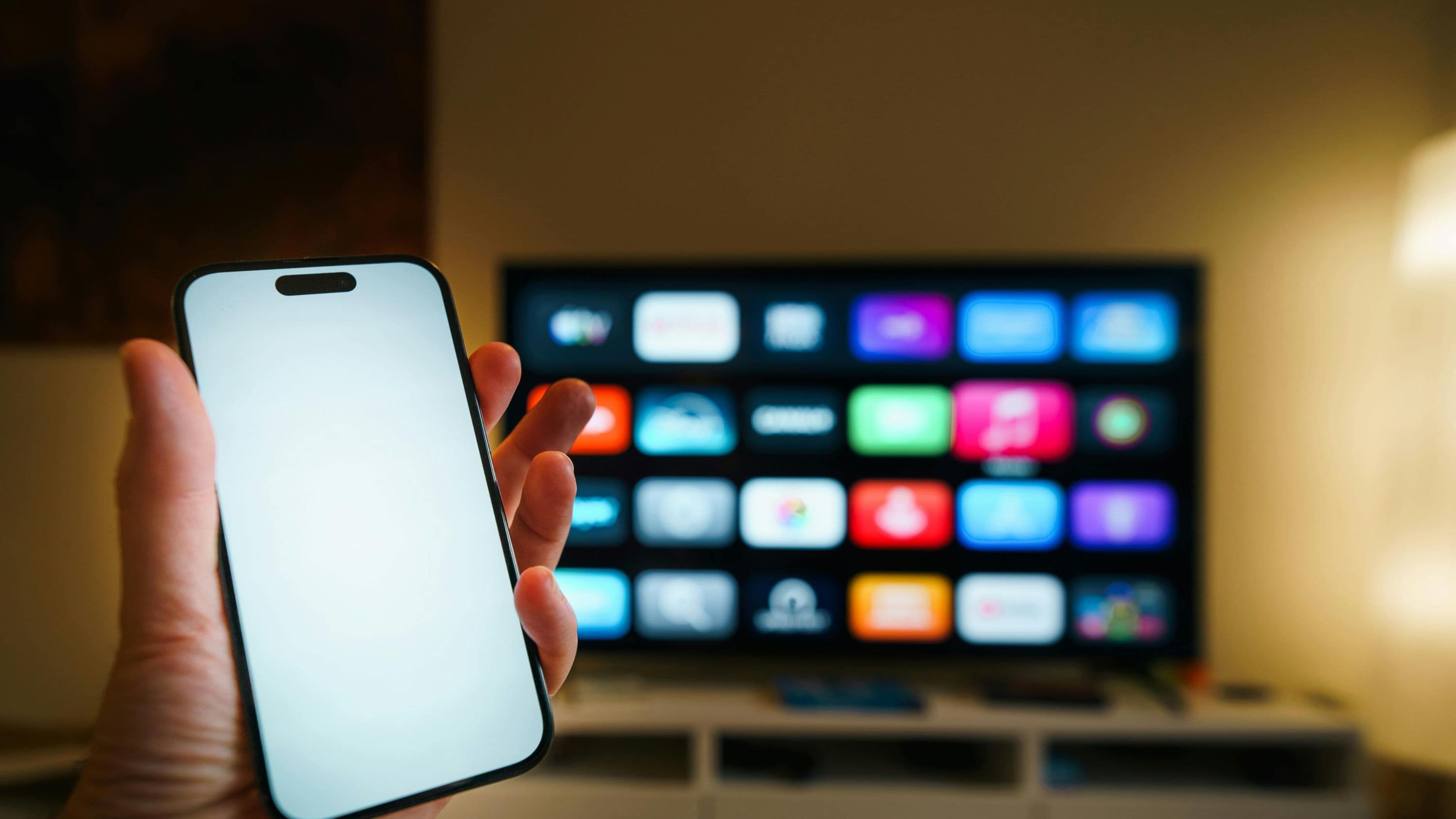 How to Choose Between Live Tv Streaming Services for Cord-Cutters